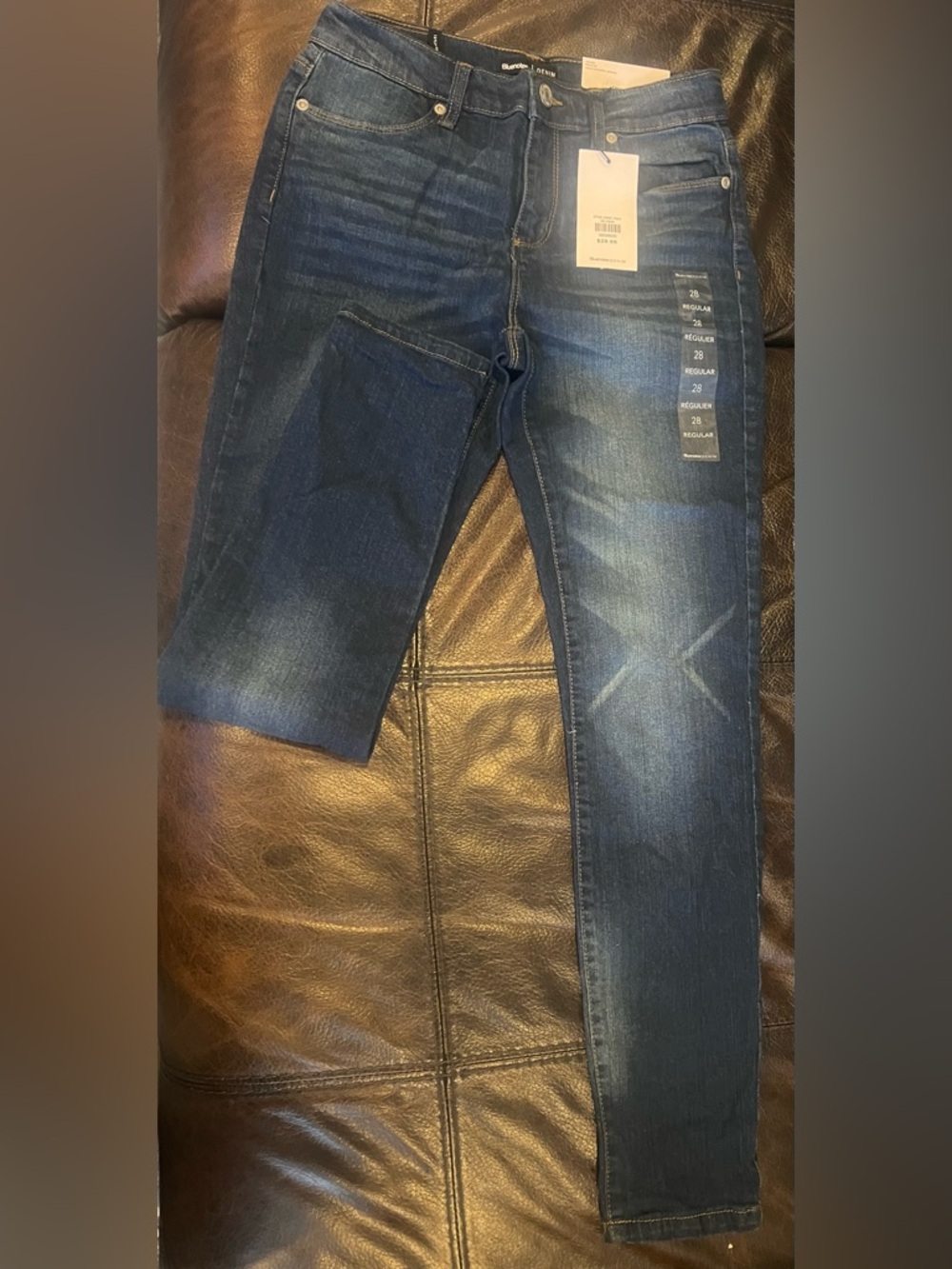 Bluenotes Women's Skinny Jeans in Dark Blue Wash